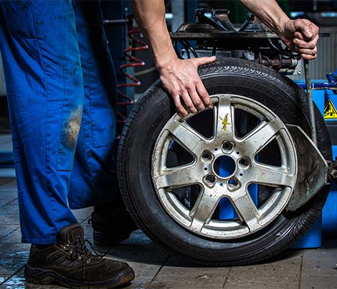 tyre changing service in ajman